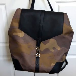 Stella & Dot Camo Backpack